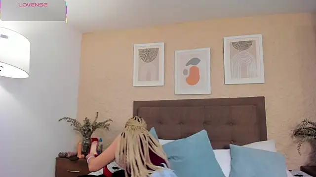 CarolinaGlamour online show from September 2025 03:09:02 AM