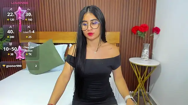 evelin leroy online show from January 2025 03:12:02 PM