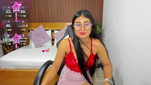 evelin leroy online show from March 2025 12:06:02 PM