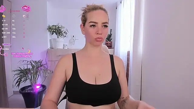 Niicoleta online show from March 2026 08:59:02 PM