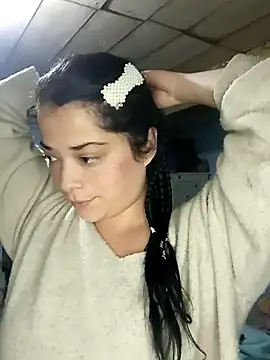 Snapshot of Elvishcassie_ chatting on March 2025 08:42:01 PM Elvishcassie online show from March 2025 08:42:01 PM