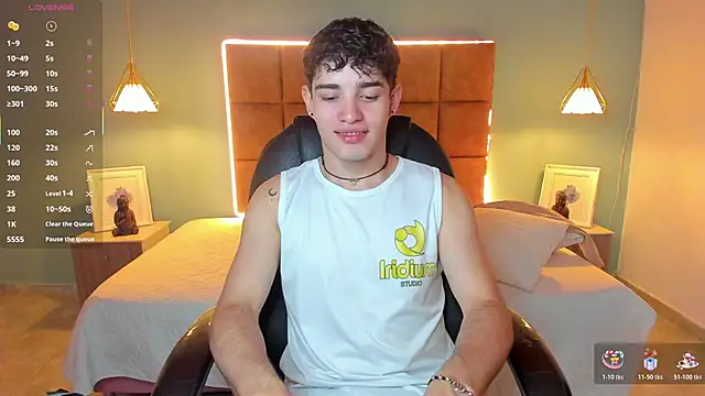 AlejooTwink online show from October 2025 02:22:02 AM