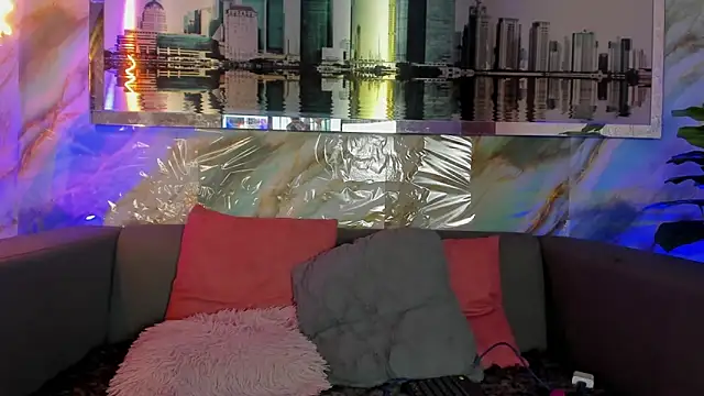 Snapshot of Layla_707 chatting on March 2025 12:04:02 AM Layla 707 online show from March 2025 12:04:02 AM