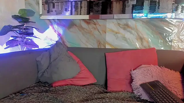 Snapshot of Layla_707 chatting on March 2025 02:53:01 AM Layla 707 online show from March 2025 02:53:01 AM