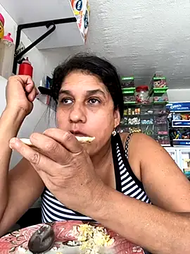 siri duque online show from November 2025 04:07:02 PM