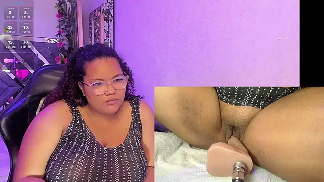 MhiaRey online show from November 2025 12:55:01 PM