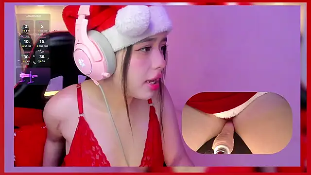 MhiaRey online show from December 2025 05:38:02 AM