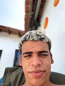 Leo bunny hot online show from February 2026 05:49:02 PM