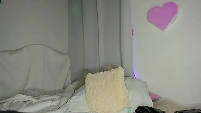 Leo bunny hot online show from March 2026 07:01:02 AM