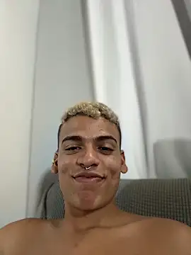 Leo bunny hot online show from April 2026 12:30:01 AM