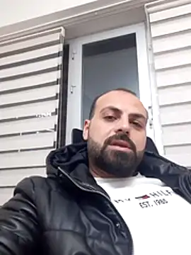 krzantem3454 online show from December 2024 04:19:02 PM