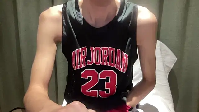 kimkim123123 online show from February 2025 03:17:01 PM