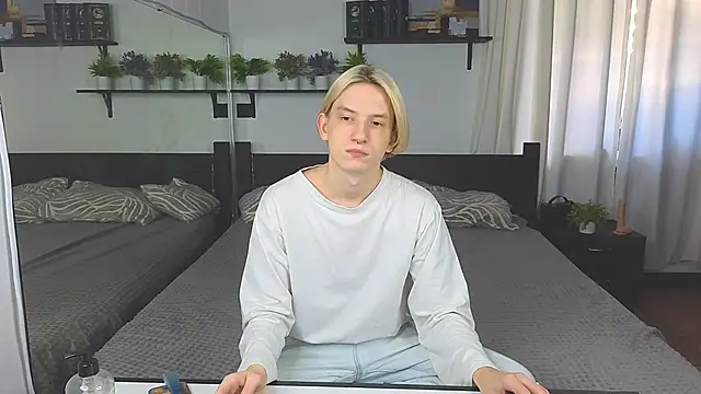 Ron Vils online show from November 2025 08:14:01 AM