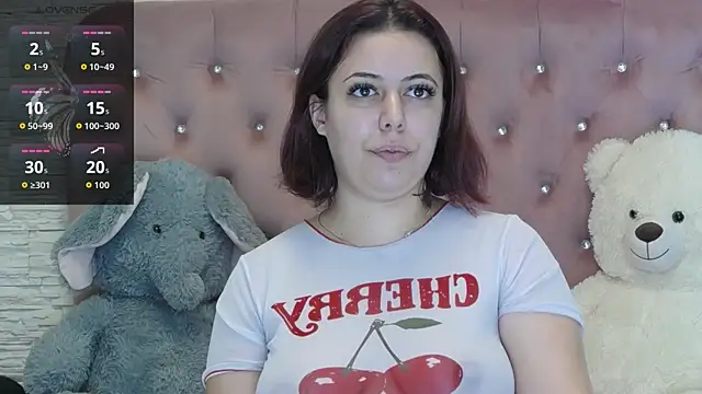 Snapshot of SophiaStarr chatting on September 2025 07:51:02 PM SophiaStarr online show from September 2025 07:51:02 PM