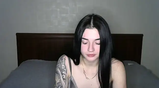 Liana diva online show from January 2025 10:48:01 PM