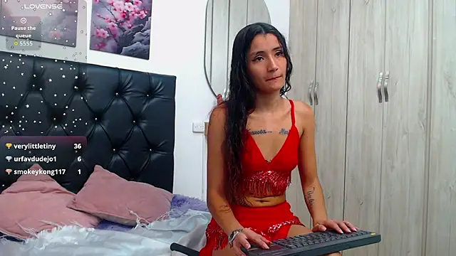 Snapshot of conni_f00x chatting on April 2026 07:31:01 PM conni f00x online show from April 2026 07:31:01 PM