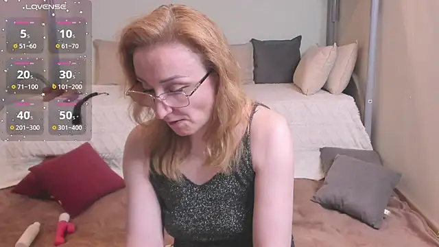 MadissonKiss online show from April 2026 01:57:02 PM