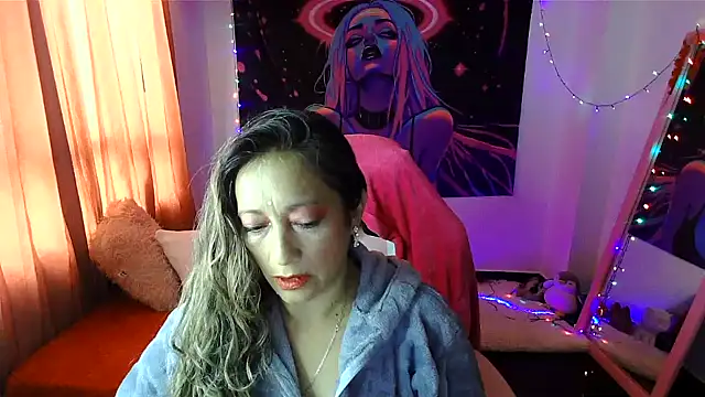 Snapshot of Melanyy_100 chatting on April 2026 06:52:01 PM Melanyy 100 online show from April 2026 06:52:01 PM