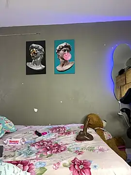 Lilybaudinx96 online show from February 2025 03:45:01 AM