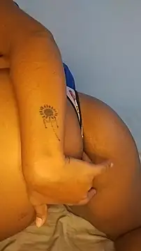 momopretinha online show from January 2026 10:23:01 PM