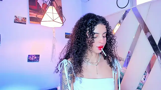 CurlyRose   online show from March 2025 08:38:02 PM