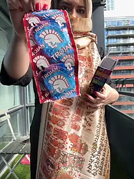 famous indian girl online show from October 2025 06:07:02 PM