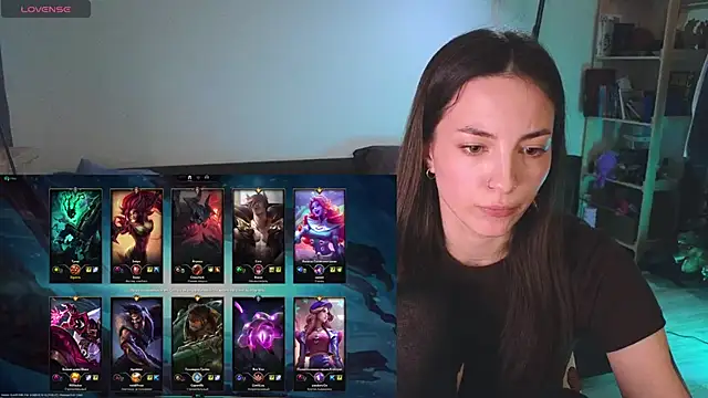 Snapshot of Space_X_Roxy_ chatting on March 2025 08:21:02 PM Space X Roxy online show from March 2025 08:21:02 PM