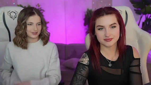 Magnetic Mia  online show from March 2025 07:59:02 PM