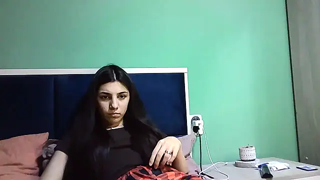 Ahotkittyxxx online show from January 2025 04:43:02 PM