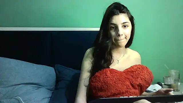 Ahotkittyxxx online show from January 2025 06:38:02 PM