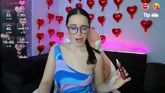 Emillias online show from March 2025 05:29:01 PM