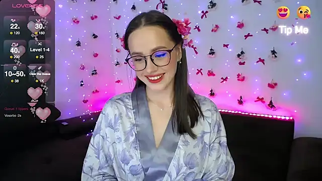 Emillias online show from March 2025 02:35:02 PM