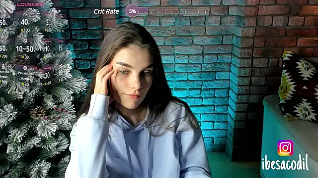 Snapshot of adriana_allien chatting on December 2024 11:46:02 PM adriana allien online show from December 2024 11:46:02 PM