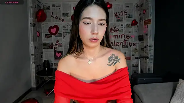 TaraLawrence online show from February 2026 09:44:01 PM