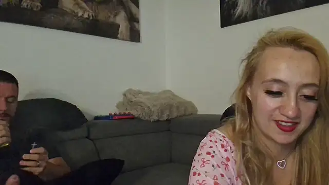 Snapshot of LoveXAddict chatting on September 2025 08:36:01 PM LoveXAddict online show from September 2025 08:36:01 PM