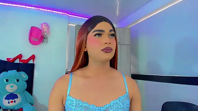 Hellen moons   online show from October 2025 06:18:02 PM