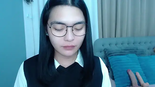 Snapshot of zhaviahale21 chatting on October 2025 05:08:01 PM zhaviahale21 online show from October 2025 05:08:01 PM