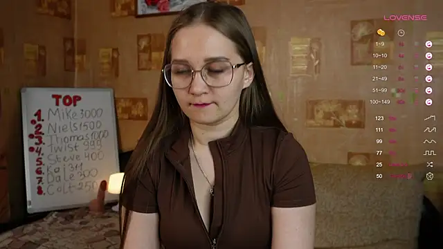 Miatiny online show from March 2025 03:05:01 PM