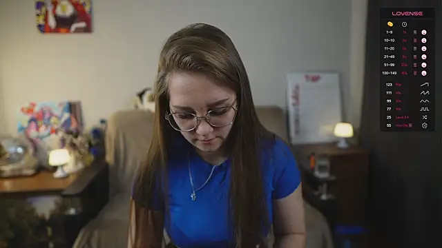 Miatiny online show from October 2025 01:58:02 AM