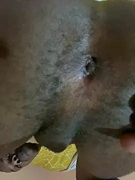 Snapshot of skyfall200 chatting on December 2024 09:06:01 PM skyfall200 online show from December 2024 09:06:01 PM