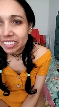 KimPielCanela online show from February 2025 05:50:01 PM