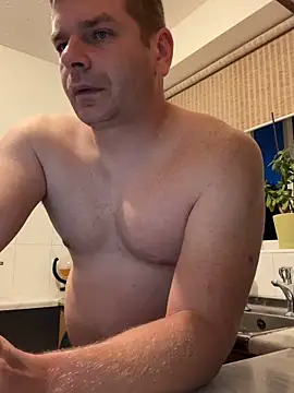 Snapshot of Dan_NFS chatting on September 2025 05:12:01 AM Dan NFS online show from September 2025 05:12:01 AM