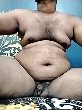 Snapshot of naughtykarthiktamilboy975 chatting on February 2026 06:26:02 PM naughtykarthiktamilboy975 online show from February 2026 06:26:02 PM