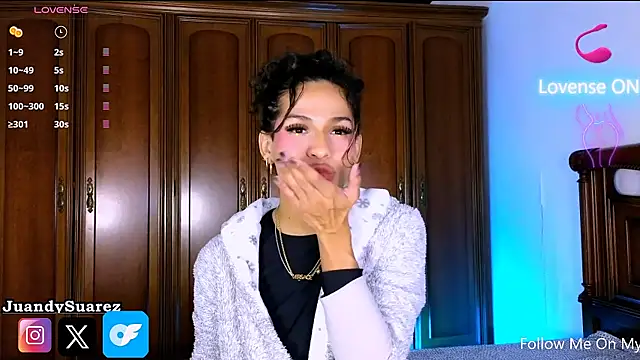 Snapshot of Abby_bella09 chatting on November 2025 06:48:01 AM Abby bella09 online show from November 2025 06:48:01 AM