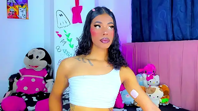 bloom444 online show from September 2025 10:35:01 PM