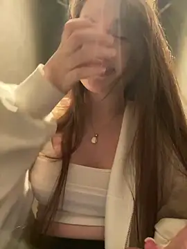 Holly Molii online show from January 2025 07:57:01 AM