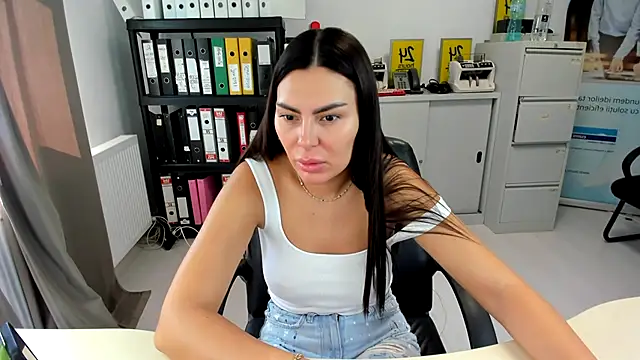 kilenyapatrice online show from September 2025 10:48:02 AM