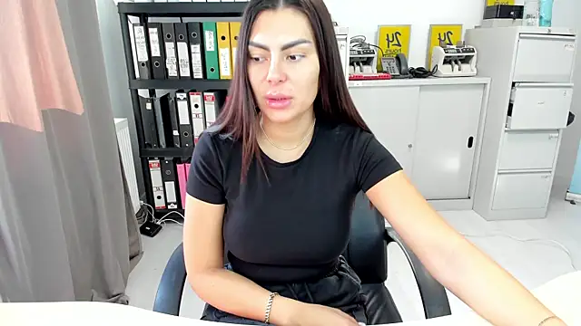 kilenyapatrice online show from October 2025 11:20:02 AM