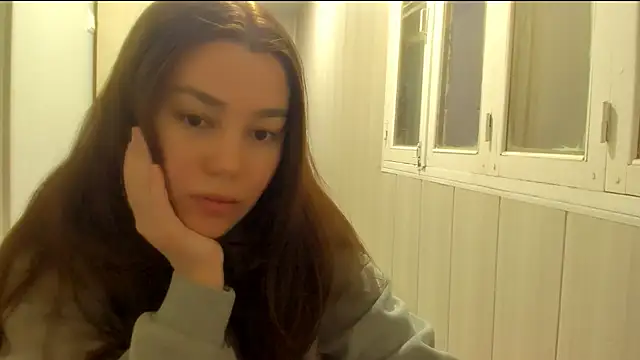 LunaXmii online show from November 2025 01:36:01 AM