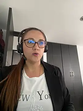 Shianrose online show from February 2025 09:11:02 PM